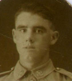 Warren John Knill, private in the Somerset Light Infantry (S.L.I.) - Warren-Knill-SLI